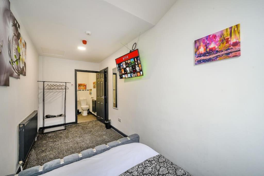 -F5Gh- For Relaxed & Cosy Stay, Free Parking, Wifi ลีดส์ ภายนอก รูปภาพ